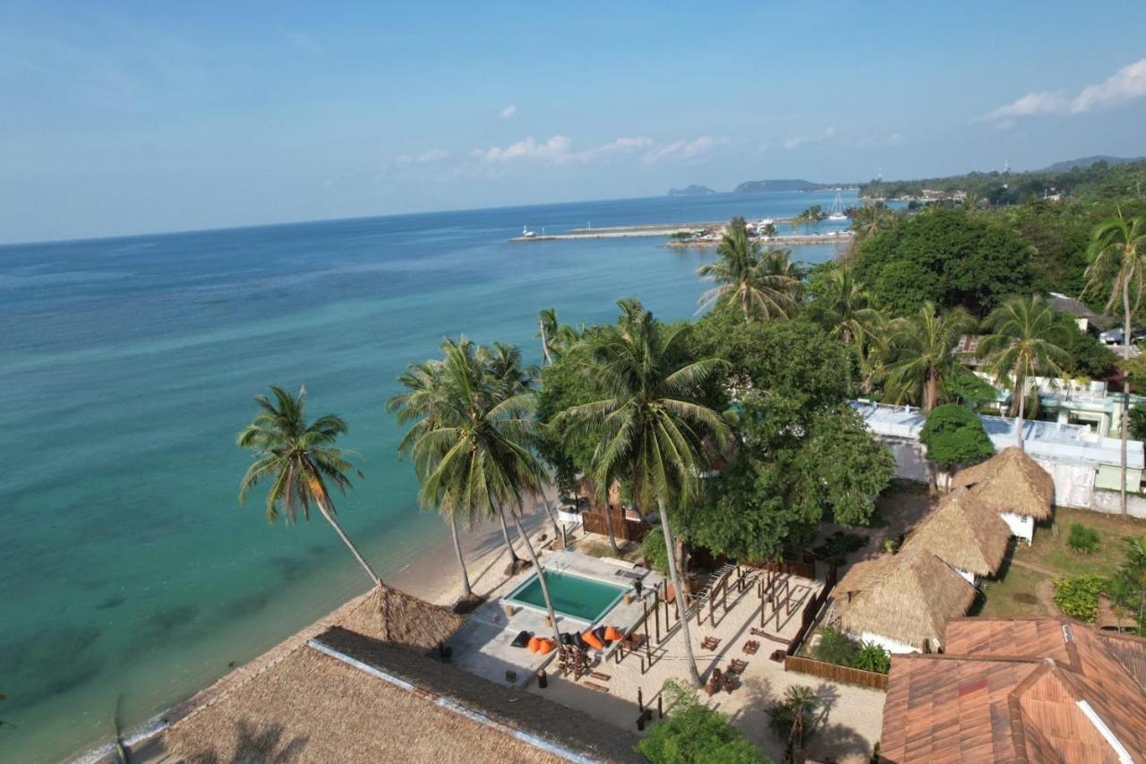 Wild Wood X Hansa Beach Fitness Resort 通萨拉 外观 照片