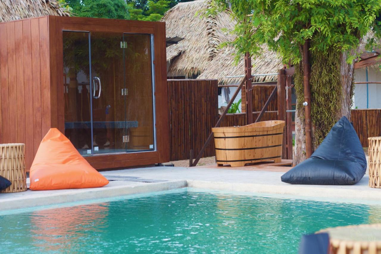 Wild Wood X Hansa Beach Fitness Resort 通萨拉 外观 照片