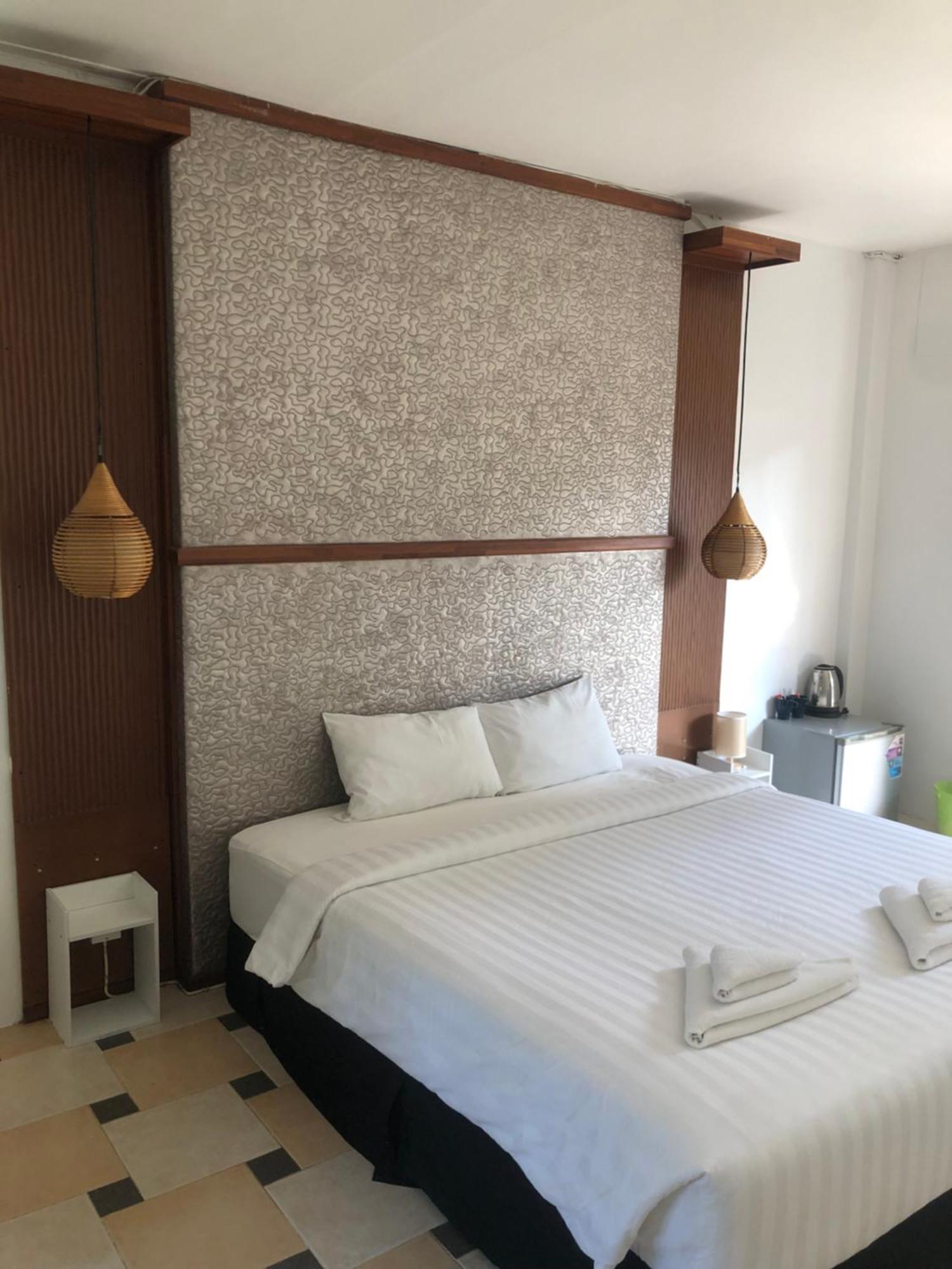Wild Wood X Hansa Beach Fitness Resort 通萨拉 外观 照片